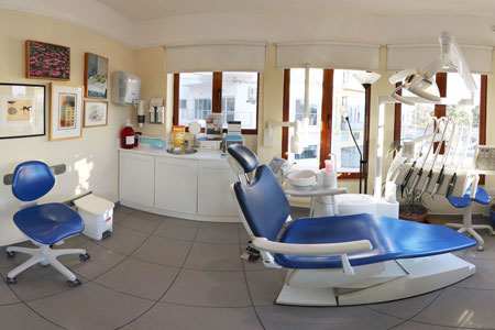 http://www.demajodental.org/360View/DemajoDentalClinic.html virtual tour screenshot
